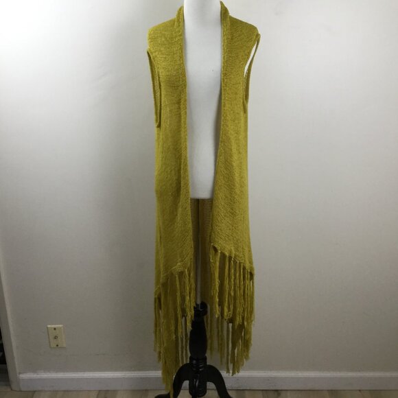 Do Everything in Love Mustard Open Front Fringe Vest Cardigan one size - Picture 2 of 9